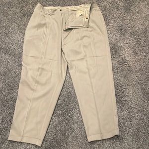 Tommy Bahama 100% Silk pants. Size 40. Khaki